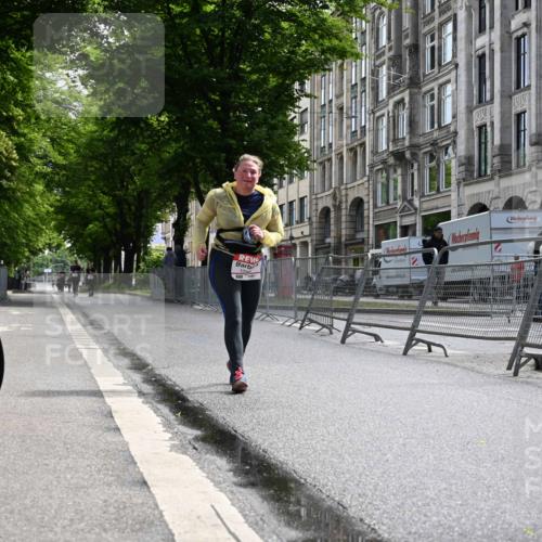 14.06.2026 - REWE Women's Run J. Mangold http://msf.ph/oto/9756245 14.06.2026 10:24:04 Ziel 10964 meine-sportfotos.de