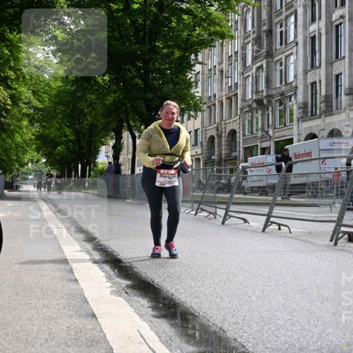 14.06.2026 - REWE Women's Run J. Mangold http://msf.ph/oto/9756249 14.06.2026 10:24:04 Ziel 10964 meine-sportfotos.de
