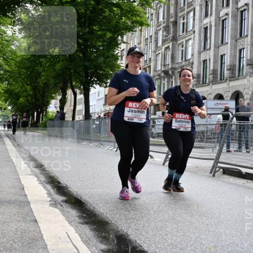 14.06.2026 - REWE Women's Run J. Mangold http://msf.ph/oto/9756271 14.06.2026 10:24:24 Ziel 10572, 11247 meine-sportfotos.de