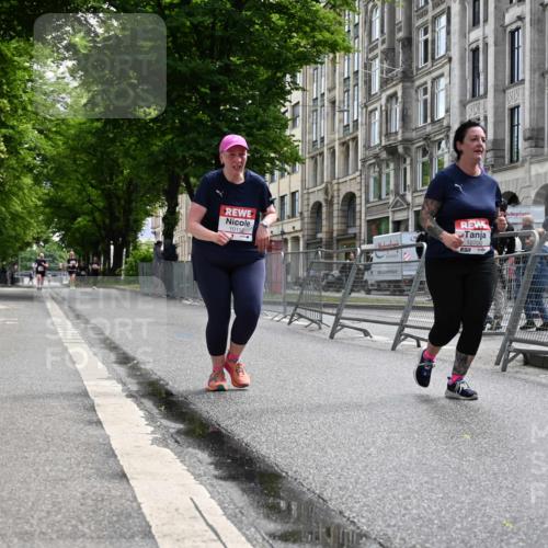 14.06.2026 - REWE Women's Run J. Mangold http://msf.ph/oto/9756318 14.06.2026 10:24:58 Ziel 10152, 10700 meine-sportfotos.de