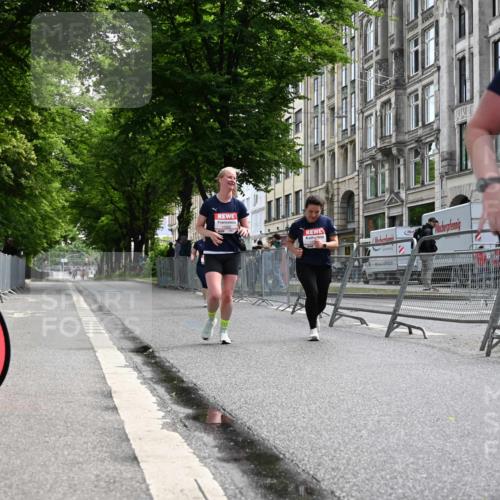 14.06.2026 - REWE Women's Run J. Mangold http://msf.ph/oto/9756349 14.06.2026 10:25:19 Ziel 10381, 10459, 10562, 11237 meine-sportfotos.de