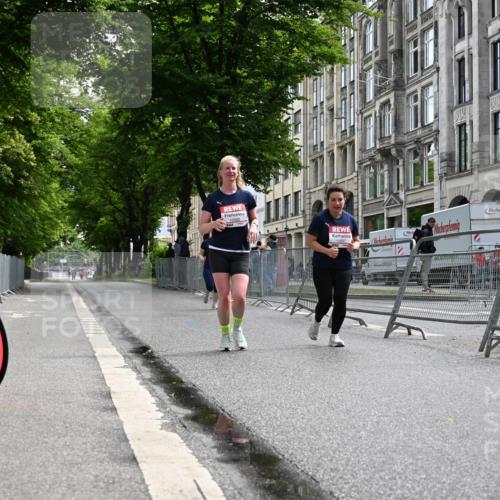 14.06.2026 - REWE Women's Run J. Mangold http://msf.ph/oto/9756354 14.06.2026 10:25:19 Ziel 10381, 10459, 10562, 11237 meine-sportfotos.de