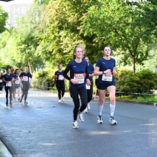 14.06.2026 - REWE Women's Run Dr. Thomas Lammeyer http://msf.ph/oto/9756397 14.06.2026 09:20:06 Laufen 10956, 11171 meine-sportfotos.de