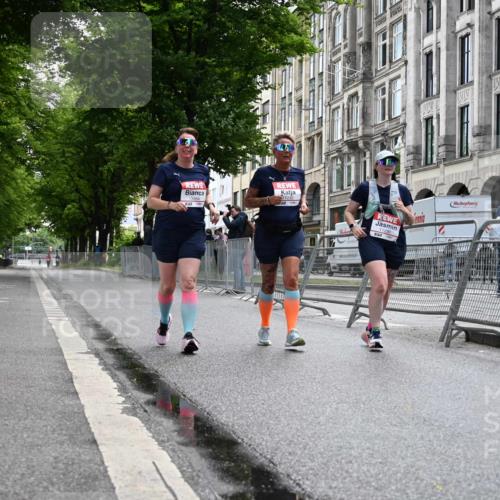 14.06.2026 - REWE Women's Run J. Mangold http://msf.ph/oto/9756426 14.06.2026 10:26:31 Ziel 10484, 11230, 11232 meine-sportfotos.de