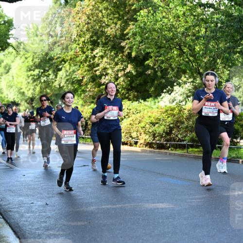 14.06.2026 - REWE Women's Run Dr. Thomas Lammeyer http://msf.ph/oto/9756444 14.06.2026 09:20:10 Laufen 57, 11278, 10058 meine-sportfotos.de