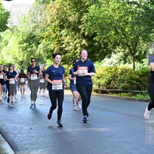 14.06.2026 - REWE Women's Run Dr. Thomas Lammeyer http://msf.ph/oto/9756452 14.06.2026 09:20:10 Laufen 115, 7, 11276 meine-sportfotos.de