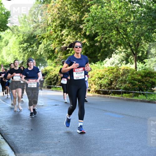 14.06.2026 - REWE Women's Run Dr. Thomas Lammeyer http://msf.ph/oto/9756489 14.06.2026 09:20:13 Laufen 11163, 7, 11483 meine-sportfotos.de