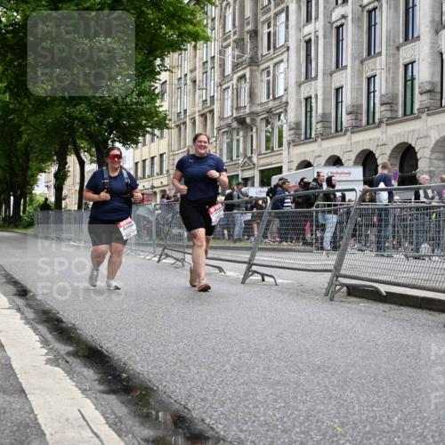 14.06.2026 - REWE Women's Run J. Mangold http://msf.ph/oto/9756514 14.06.2026 10:32:42 Ziel 10873, 11117 meine-sportfotos.de