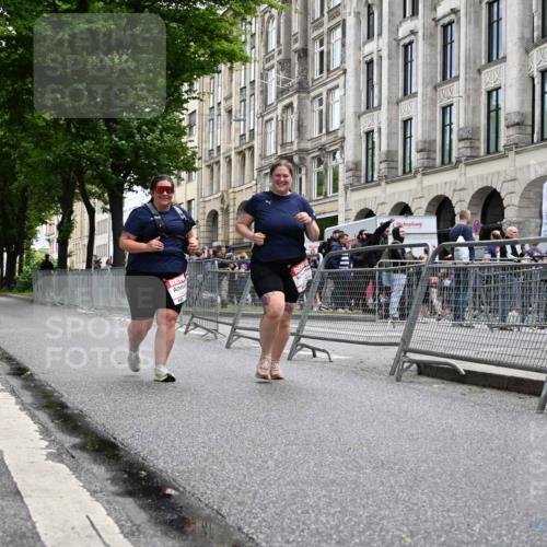 14.06.2026 - REWE Women's Run J. Mangold http://msf.ph/oto/9756523 14.06.2026 10:32:43 Ziel 10873, 11117 meine-sportfotos.de