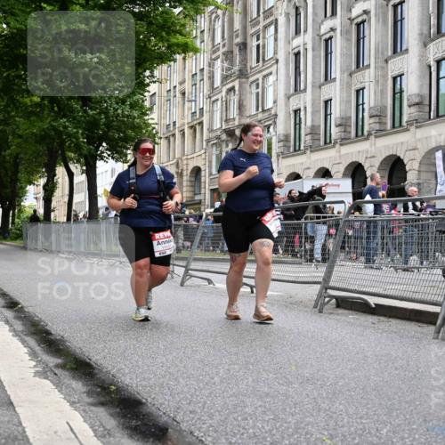 14.06.2026 - REWE Women's Run J. Mangold http://msf.ph/oto/9756529 14.06.2026 10:32:43 Ziel 10873, 11117 meine-sportfotos.de
