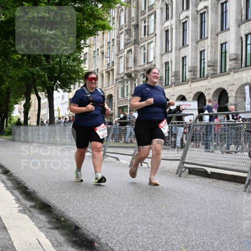 14.06.2026 - REWE Women's Run J. Mangold http://msf.ph/oto/9756532 14.06.2026 10:32:43 Ziel 10873, 11117 meine-sportfotos.de