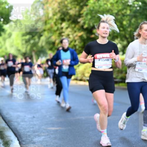 14.06.2026 - REWE Women's Run Dr. Thomas Lammeyer http://msf.ph/oto/9756535 14.06.2026 09:20:16 Laufen 5281, 1067 meine-sportfotos.de