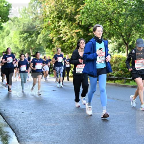 14.06.2026 - REWE Women's Run Dr. Thomas Lammeyer http://msf.ph/oto/9756546 14.06.2026 09:20:17 Laufen 10527, 7, 10645, 57, 11153 meine-sportfotos.de