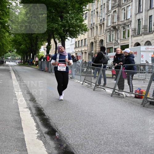 14.06.2026 - REWE Women's Run J. Mangold http://msf.ph/oto/9756549 14.06.2026 10:37:02 Ziel 10176 meine-sportfotos.de