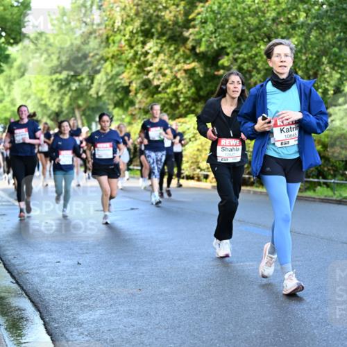 14.06.2026 - REWE Women's Run Dr. Thomas Lammeyer http://msf.ph/oto/9756552 14.06.2026 09:20:18 Laufen 10527, 7, 10645, 7, 11153, 7 meine-sportfotos.de