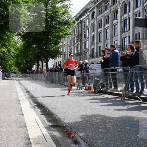 14.06.2026 - REWE Women's Run J. Mangold http://msf.ph/oto/9756583 14.06.2026 10:48:28 Ziel 5910 meine-sportfotos.de