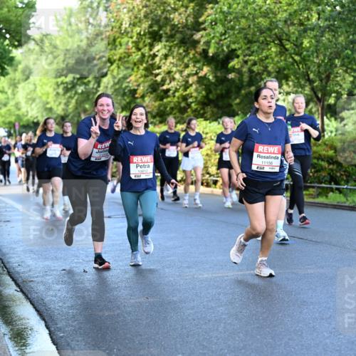 14.06.2026 - REWE Women's Run Dr. Thomas Lammeyer http://msf.ph/oto/9756587 14.06.2026 09:20:20 Laufen 10812, 11156, 57 meine-sportfotos.de