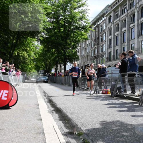 14.06.2026 - REWE Women's Run J. Mangold http://msf.ph/oto/9756601 14.06.2026 10:48:55 Ziel 5737, 5906 meine-sportfotos.de