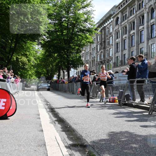 14.06.2026 - REWE Women's Run J. Mangold http://msf.ph/oto/9756603 14.06.2026 10:48:55 Ziel 5737, 5906 meine-sportfotos.de