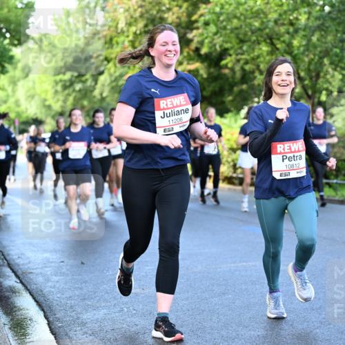 14.06.2026 - REWE Women's Run Dr. Thomas Lammeyer http://msf.ph/oto/9756607 14.06.2026 09:20:22 Laufen 11206, 7, 10812, 57, 5 meine-sportfotos.de