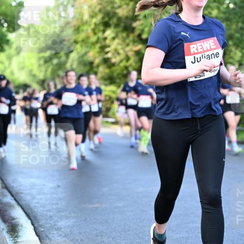 14.06.2026 - REWE Women's Run Dr. Thomas Lammeyer http://msf.ph/oto/9756617 14.06.2026 09:20:22 Laufen 577, 1081 meine-sportfotos.de