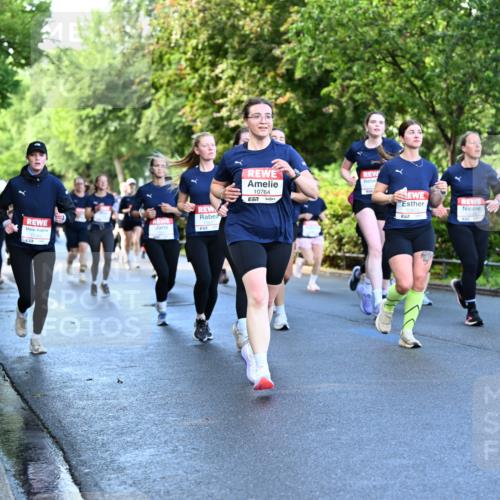 14.06.2026 - REWE Women's Run Dr. Thomas Lammeyer http://msf.ph/oto/9756632 14.06.2026 09:20:24 Laufen 10764, 57, 57 meine-sportfotos.de