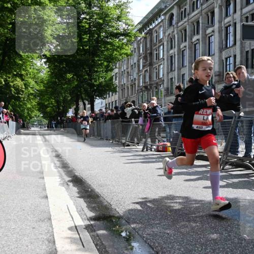 14.06.2026 - REWE Women's Run J. Mangold http://msf.ph/oto/9756636 14.06.2026 10:49:56 Ziel 5504, 6063 meine-sportfotos.de
