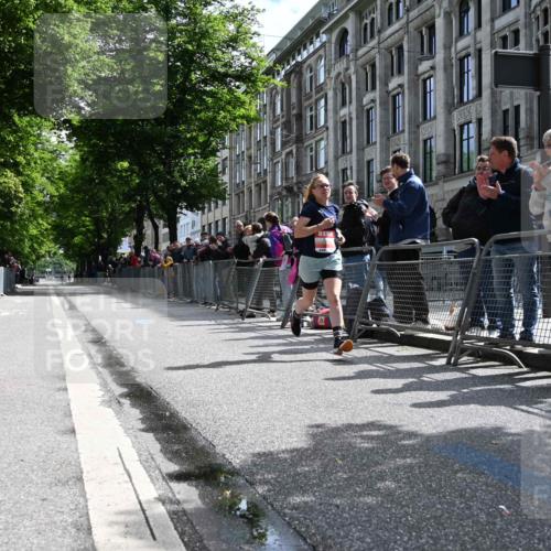 14.06.2026 - REWE Women's Run J. Mangold http://msf.ph/oto/9756643 14.06.2026 10:49:59 Ziel 5504, 6063 meine-sportfotos.de