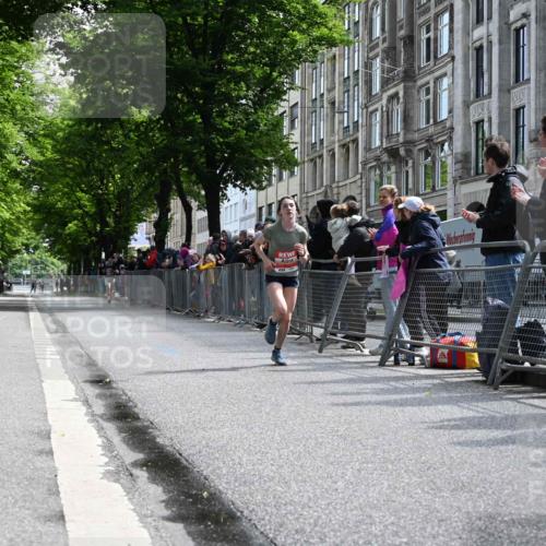 14.06.2026 - REWE Women's Run J. Mangold http://msf.ph/oto/9756654 14.06.2026 10:50:24 Ziel 5024 meine-sportfotos.de