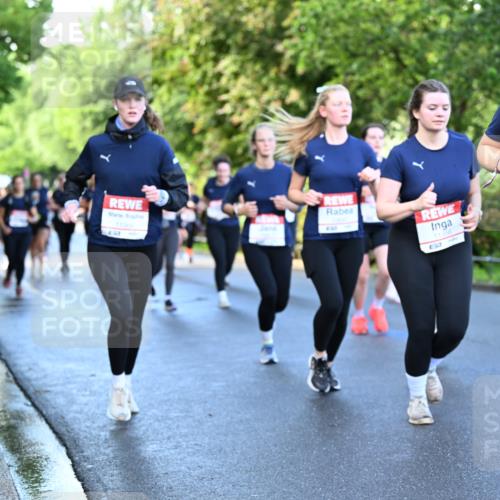 14.06.2026 - REWE Women's Run Dr. Thomas Lammeyer http://msf.ph/oto/9756660 14.06.2026 09:20:25 Laufen 9, 11066, 11356, 10764, 7 meine-sportfotos.de
