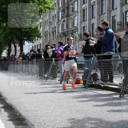 14.06.2026 - REWE Women's Run J. Mangold http://msf.ph/oto/9756679 14.06.2026 10:50:32 Ziel 5386 meine-sportfotos.de