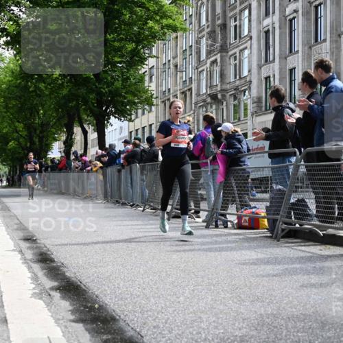 14.06.2026 - REWE Women's Run J. Mangold http://msf.ph/oto/9756706 14.06.2026 10:50:59 Ziel 5007, 5068, 5263 meine-sportfotos.de