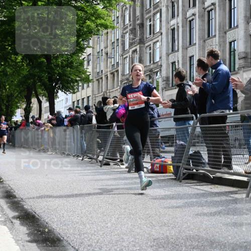 14.06.2026 - REWE Women's Run J. Mangold http://msf.ph/oto/9756712 14.06.2026 10:51:00 Ziel 5007, 5068, 5263 meine-sportfotos.de