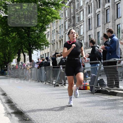 14.06.2026 - REWE Women's Run J. Mangold http://msf.ph/oto/9756731 14.06.2026 10:51:16 Ziel 6049 meine-sportfotos.de