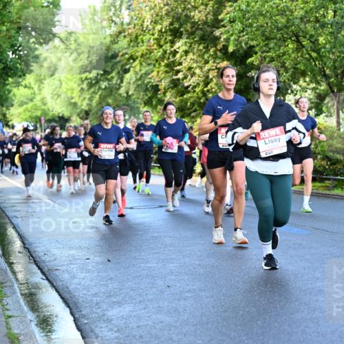 14.06.2026 - REWE Women's Run Dr. Thomas Lammeyer http://msf.ph/oto/9756863 14.06.2026 09:20:42 Laufen 10988, 57, 10032, 1577 meine-sportfotos.de