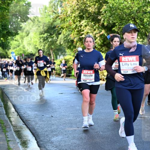 14.06.2026 - REWE Women's Run Dr. Thomas Lammeyer http://msf.ph/oto/9756966 14.06.2026 09:20:49 Laufen 10371, 7, 10666, 276, 11068, 7 meine-sportfotos.de