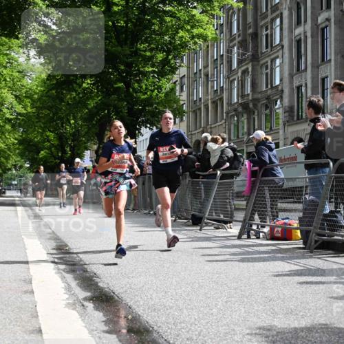 14.06.2026 - REWE Women's Run J. Mangold http://msf.ph/oto/9757077 14.06.2026 10:54:15 Ziel 5051, 5434, 5715, 10728 meine-sportfotos.de