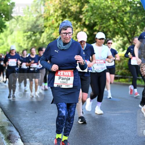 14.06.2026 - REWE Women's Run Dr. Thomas Lammeyer http://msf.ph/oto/9757176 14.06.2026 09:21:03 Laufen 10862, 11114, 7 meine-sportfotos.de