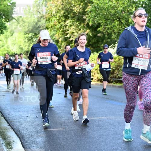 14.06.2026 - REWE Women's Run Dr. Thomas Lammeyer http://msf.ph/oto/9757200 14.06.2026 09:21:05 Laufen 10359, 657, 7, 11021, 57 meine-sportfotos.de