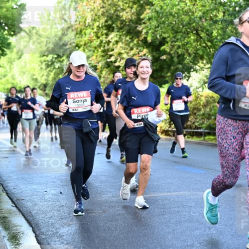 14.06.2026 - REWE Women's Run Dr. Thomas Lammeyer http://msf.ph/oto/9757203 14.06.2026 09:21:05 Laufen 10359, 57, 657, 57 meine-sportfotos.de