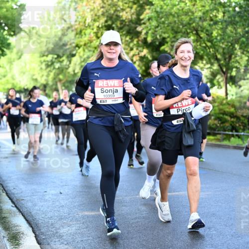 14.06.2026 - REWE Women's Run Dr. Thomas Lammeyer http://msf.ph/oto/9757209 14.06.2026 09:21:06 Laufen 10359, 57, 51 meine-sportfotos.de