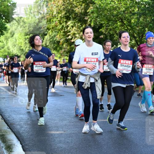 14.06.2026 - REWE Women's Run Dr. Thomas Lammeyer http://msf.ph/oto/9757286 14.06.2026 09:21:11 Laufen 11474, 111, 10013, 57, 10313 meine-sportfotos.de