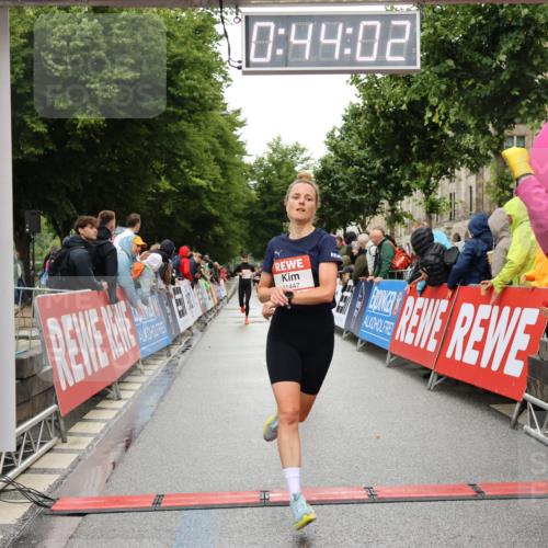 14.06.2026 - REWE Women's Run Strokosch-Dieckow http://msf.ph/oto/9757349 14.06.2026 09:44:25 Ziel 10245, 10481, 11447 meine-sportfotos.de