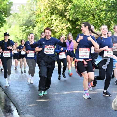 14.06.2026 - REWE Women's Run Dr. Thomas Lammeyer http://msf.ph/oto/9757427 14.06.2026 09:21:21 Laufen 10048, 57, 10050, 10049, 7 meine-sportfotos.de