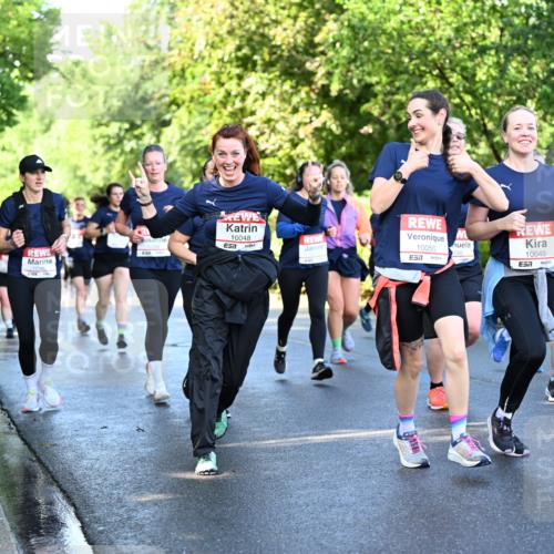 14.06.2026 - REWE Women's Run Dr. Thomas Lammeyer http://msf.ph/oto/9757430 14.06.2026 09:21:21 Laufen 10048, 7, 10050, 7, 10049, 7, 11099 meine-sportfotos.de
