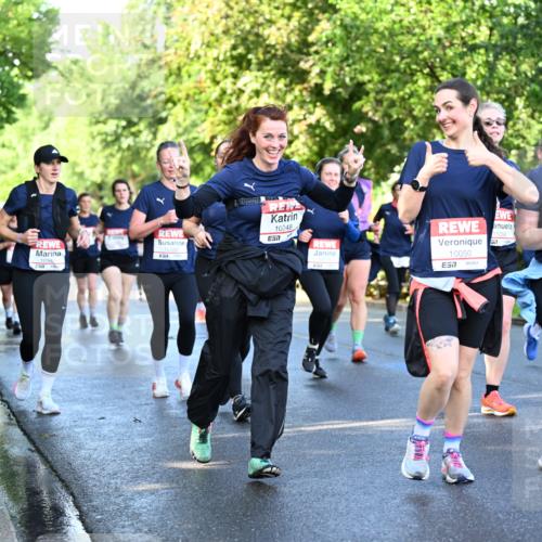14.06.2026 - REWE Women's Run Dr. Thomas Lammeyer http://msf.ph/oto/9757434 14.06.2026 09:21:22 Laufen 10048, 7, 5, 10050, 57, 11098, 10049, 7 meine-sportfotos.de