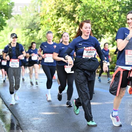14.06.2026 - REWE Women's Run Dr. Thomas Lammeyer http://msf.ph/oto/9757440 14.06.2026 09:21:22 Laufen 10048, 10050, 7 meine-sportfotos.de
