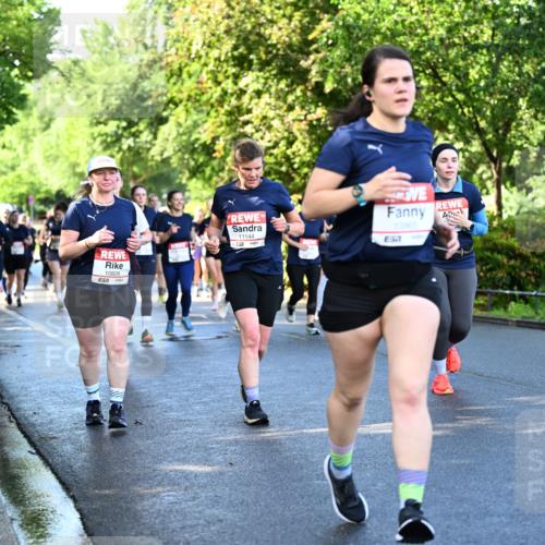 14.06.2026 - REWE Women's Run Dr. Thomas Lammeyer http://msf.ph/oto/9757496 14.06.2026 09:21:26 Laufen 10826, 57, 11144, 10965, 7 meine-sportfotos.de