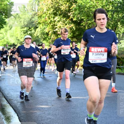 14.06.2026 - REWE Women's Run Dr. Thomas Lammeyer http://msf.ph/oto/9757500 14.06.2026 09:21:26 Laufen 10826, 11144, 10965 meine-sportfotos.de