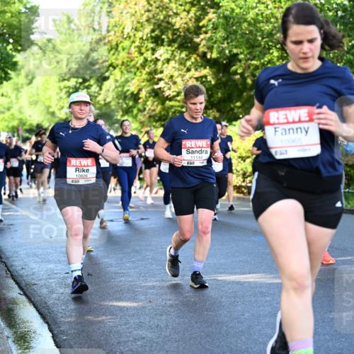 14.06.2026 - REWE Women's Run Dr. Thomas Lammeyer http://msf.ph/oto/9757502 14.06.2026 09:21:26 Laufen 10826, 11144, 10965 meine-sportfotos.de
